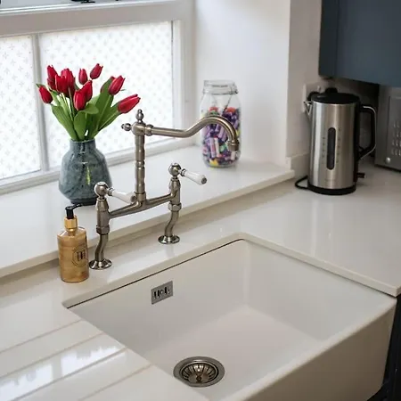Beautiful Country Cottage Hayfield  Extérieur photo