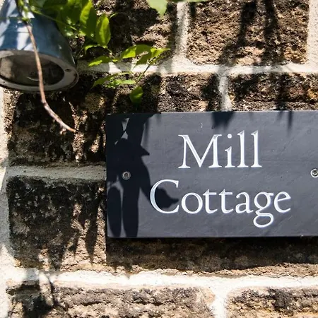 Beautiful Country Cottage Hayfield  Extérieur photo