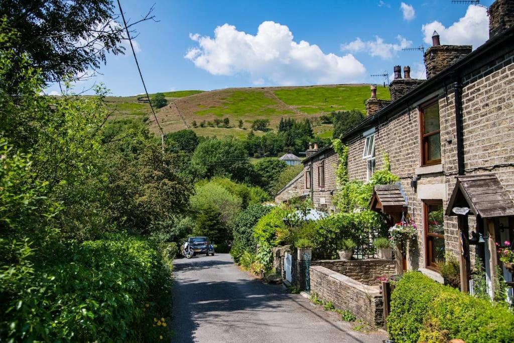 Beautiful Country * Hayfield (Derbyshire)